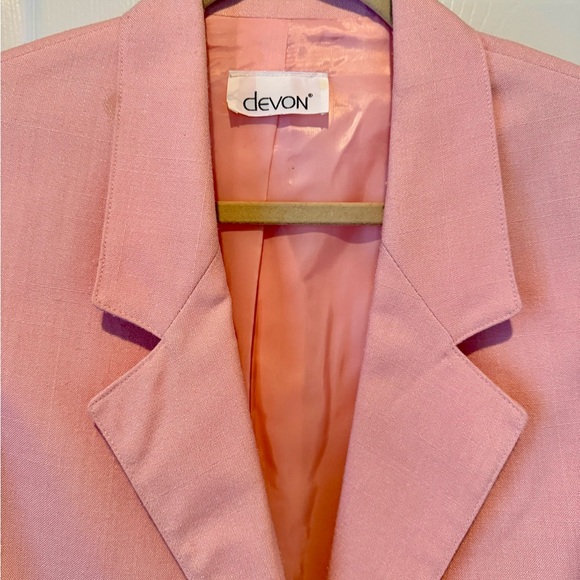 Vintage 70s Pink Linen Blazer and Skirt Set - Retro Power Suit  ILGWU Union Made - Picture 10 of 10